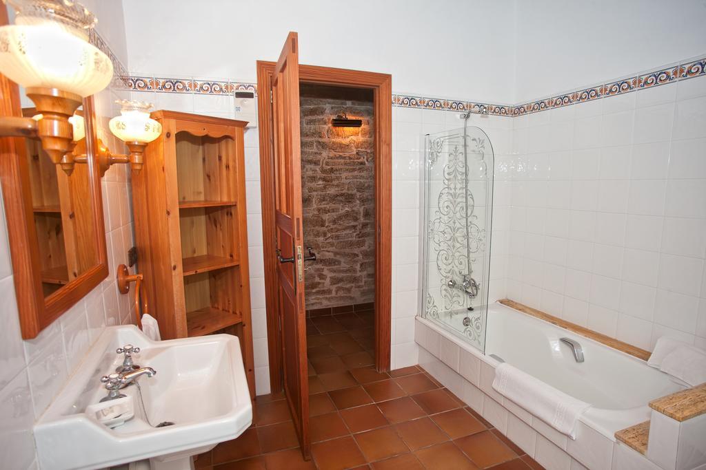 Finca Es Carbo Ses Salines  Chambre photo